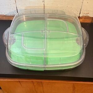 Pampered Chef Veggie/deviled egg tray with chilled inserts and snapping lid